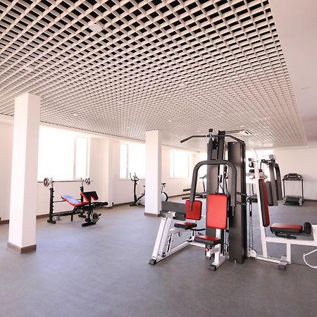 Eastland Hotel & Apartment Пном Пен Екстериор снимка
