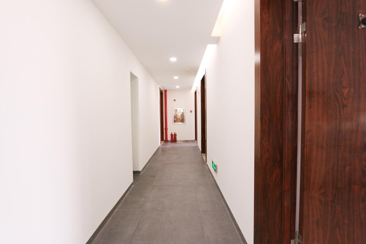 Eastland Hotel & Apartment Пном Пен Екстериор снимка