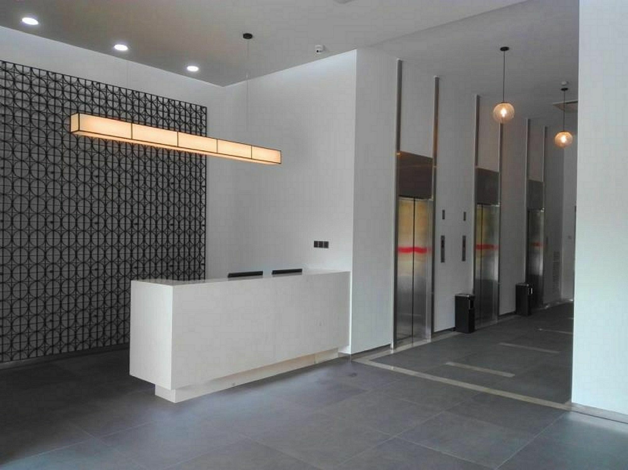 Eastland Hotel & Apartment Пном Пен Екстериор снимка