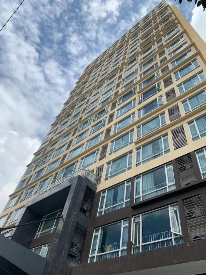 Eastland Hotel & Apartment Пном Пен Екстериор снимка